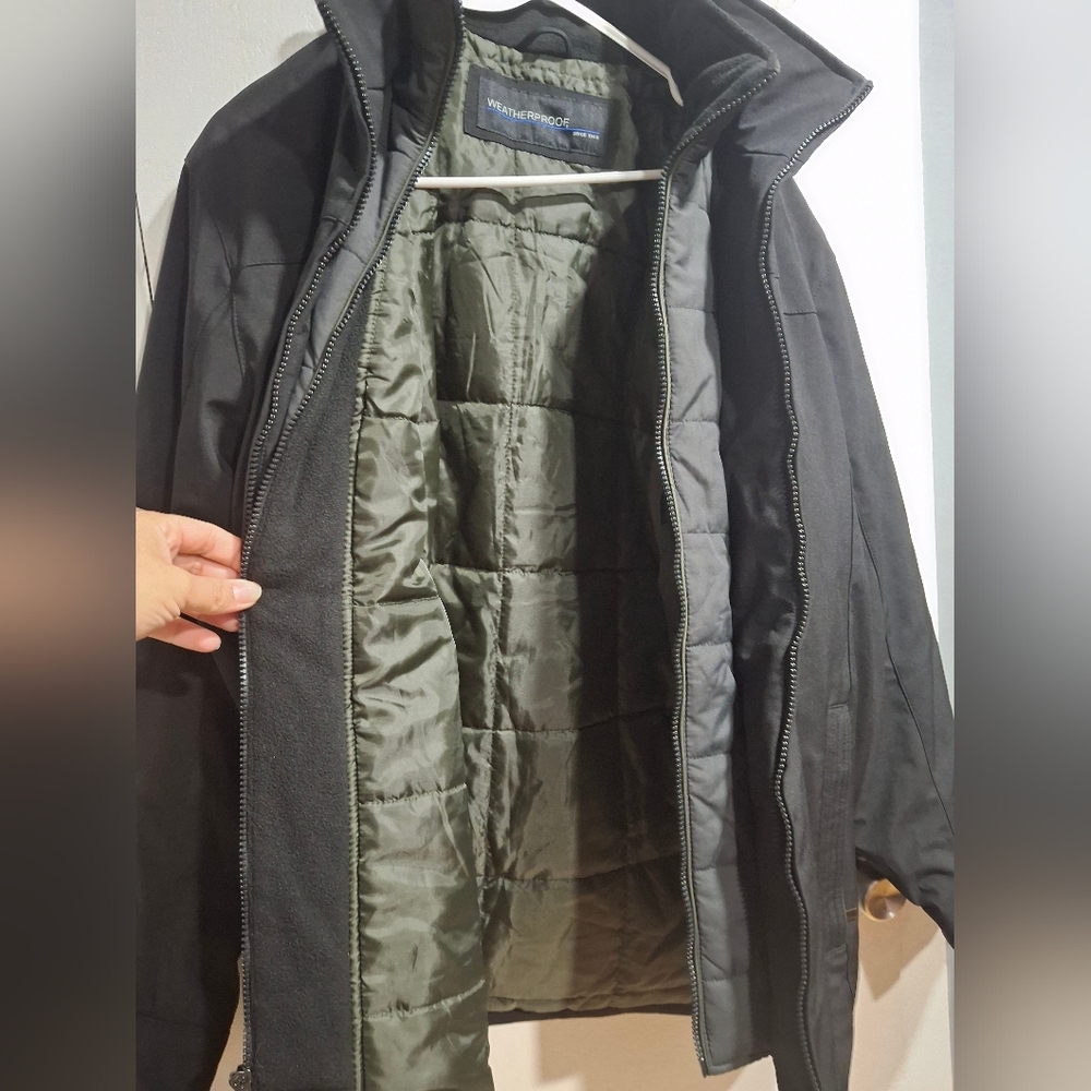 Weatherproof Men's Black Performance Jacket - Picture 7 of 9